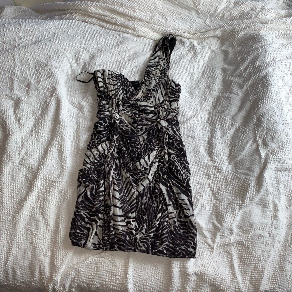h&m one shoulder dress